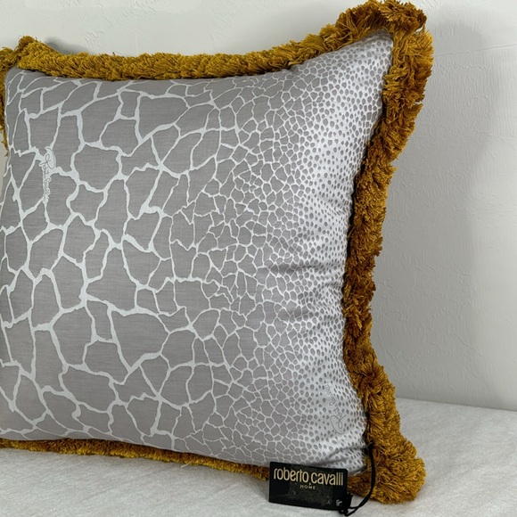 ROBERTO CAVALLI NEW NWT GRAY GOLD FRINGE GIRAFFE PRINT LARGE ACCENT PILLOW - Picture 4 of 13